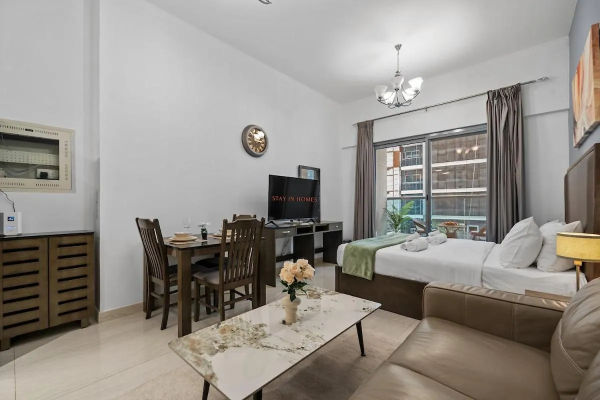 Central Business Bay Studio By Stayinhomes - 10 Mins Burj Khalifa - Parking - Pool - Gym Dubai Apartment