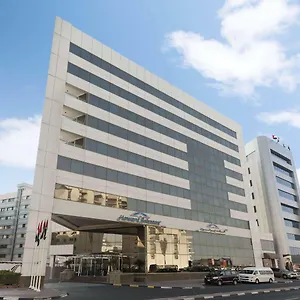 3* فندق هاورد جونسون بر